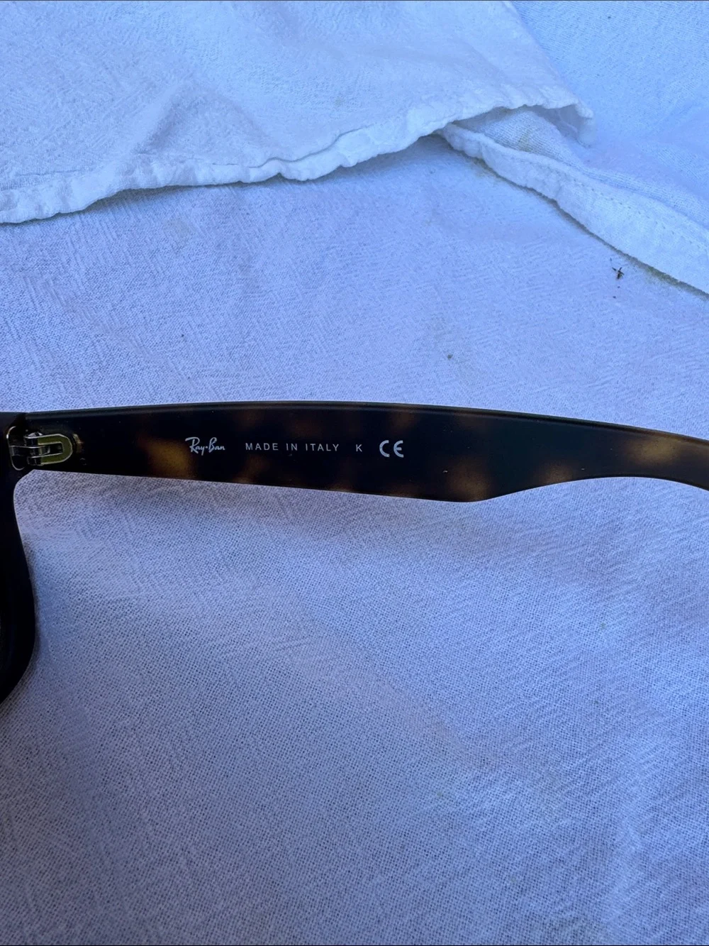 Ray-Ban dark matte havanna Sunglasses with Brown Case and Cleaning Cloth
